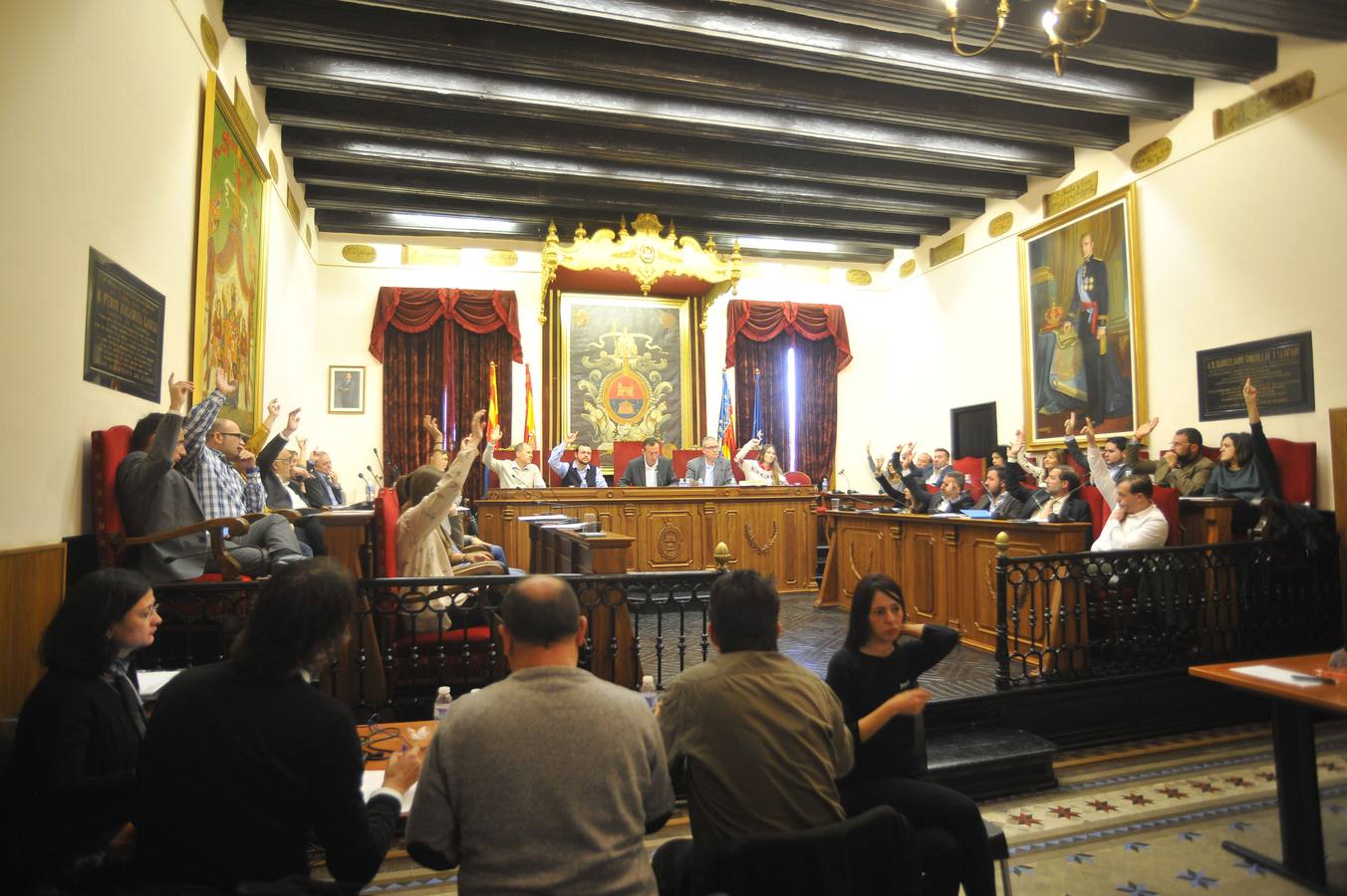 Pleno en el Ayuntamiento de Elche