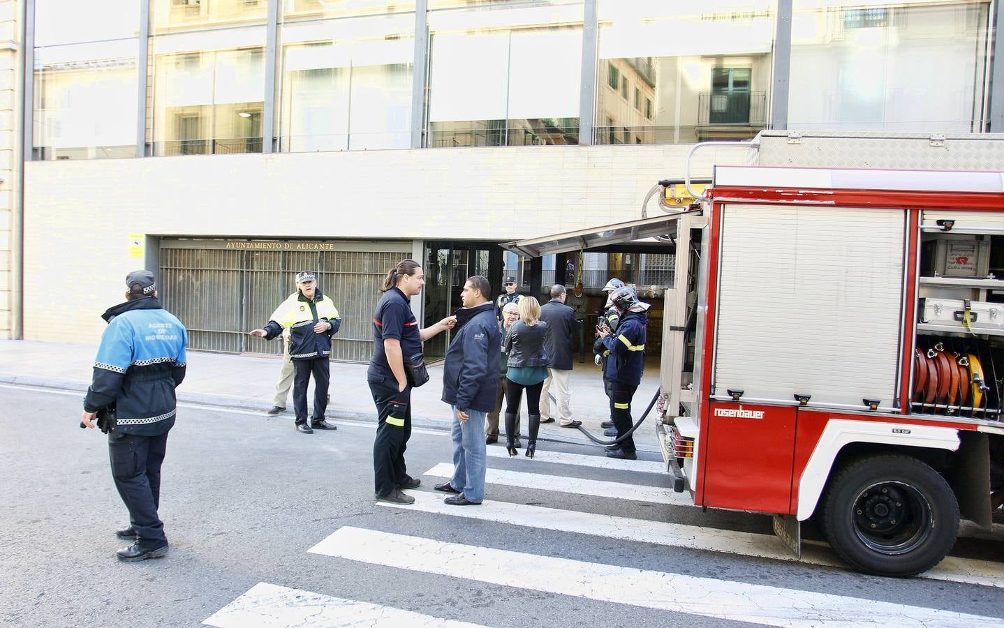 Simulacro de incendio en el edificio consistorial