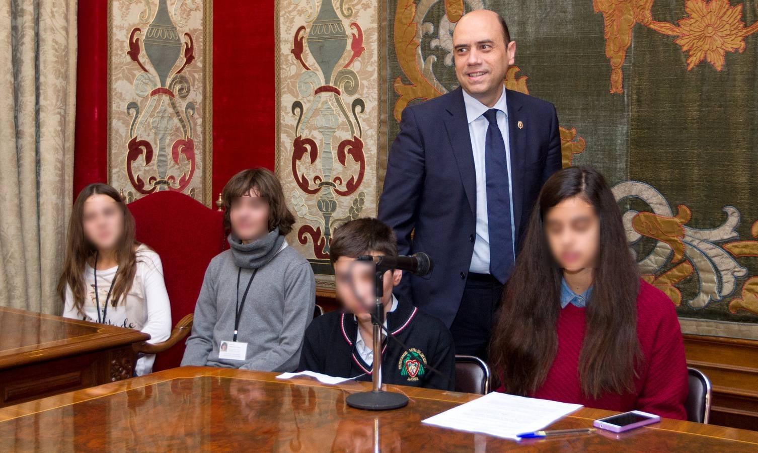 Pleno juvenil en el Ayuntamiento de Alicante