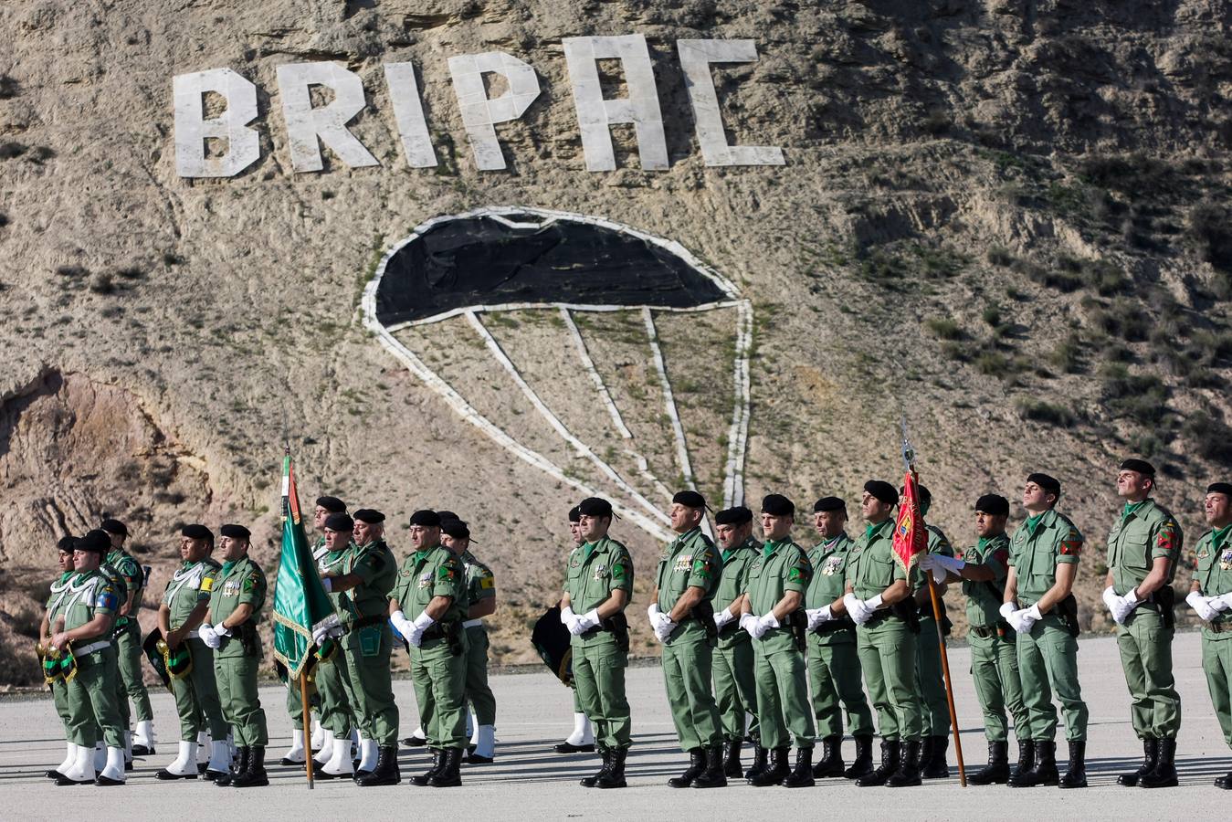 Parada para festejar la Inmaculada en la Bripac