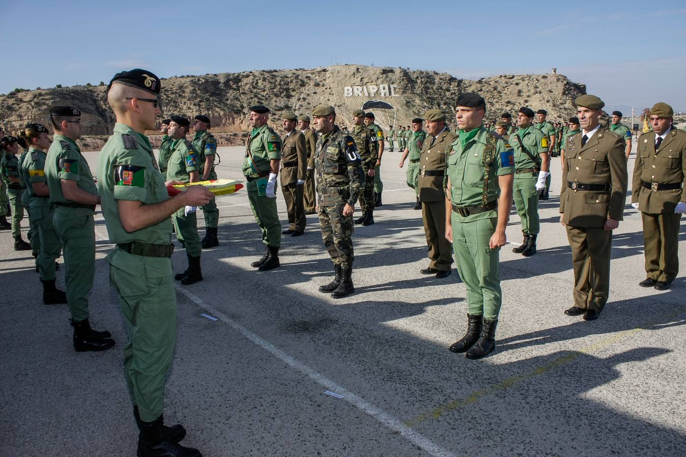 Parada para festejar la Inmaculada en la Bripac