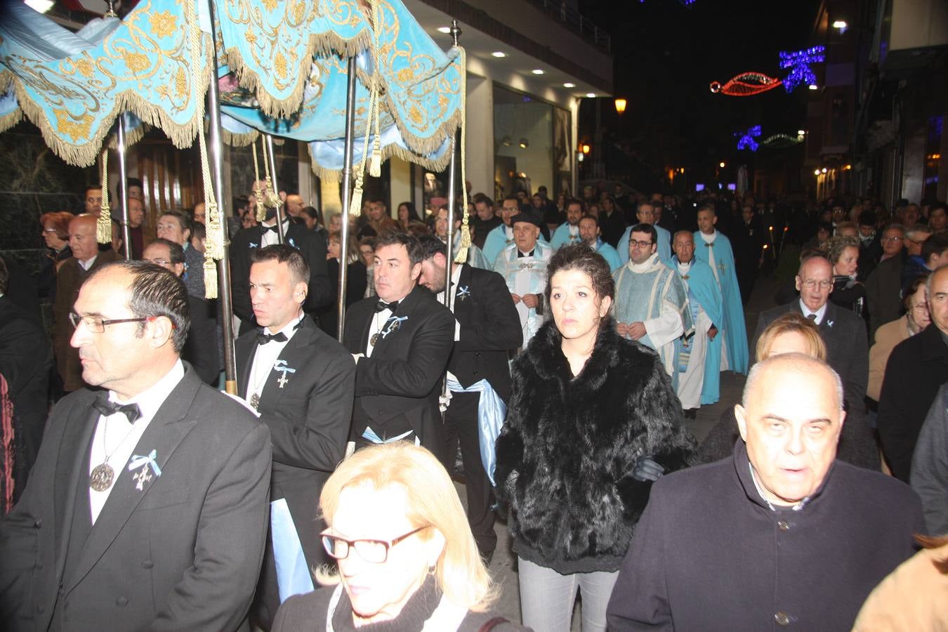 La Patrona de los yeclanos llena de fervor la ciudad