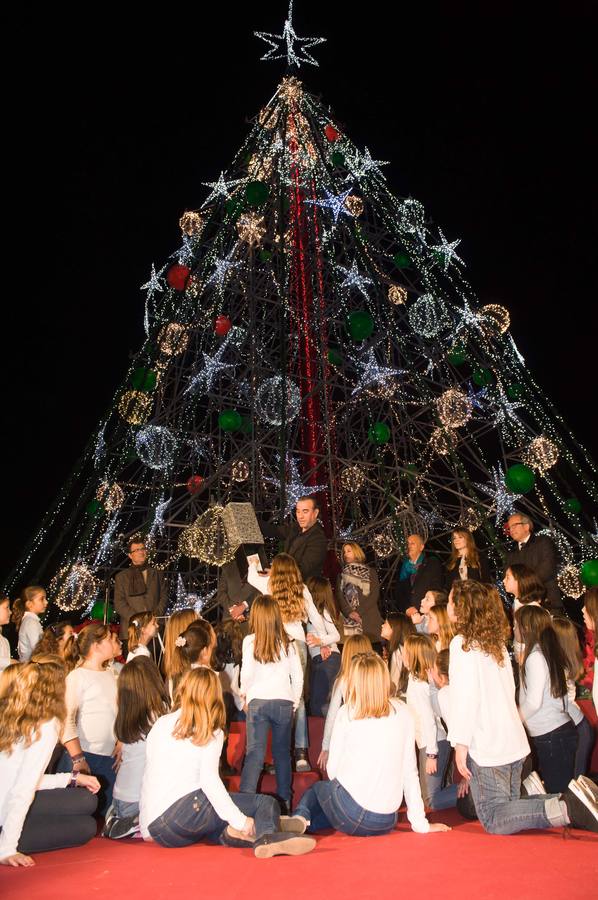 La Navidad llega a lo grande a la plaza Circular