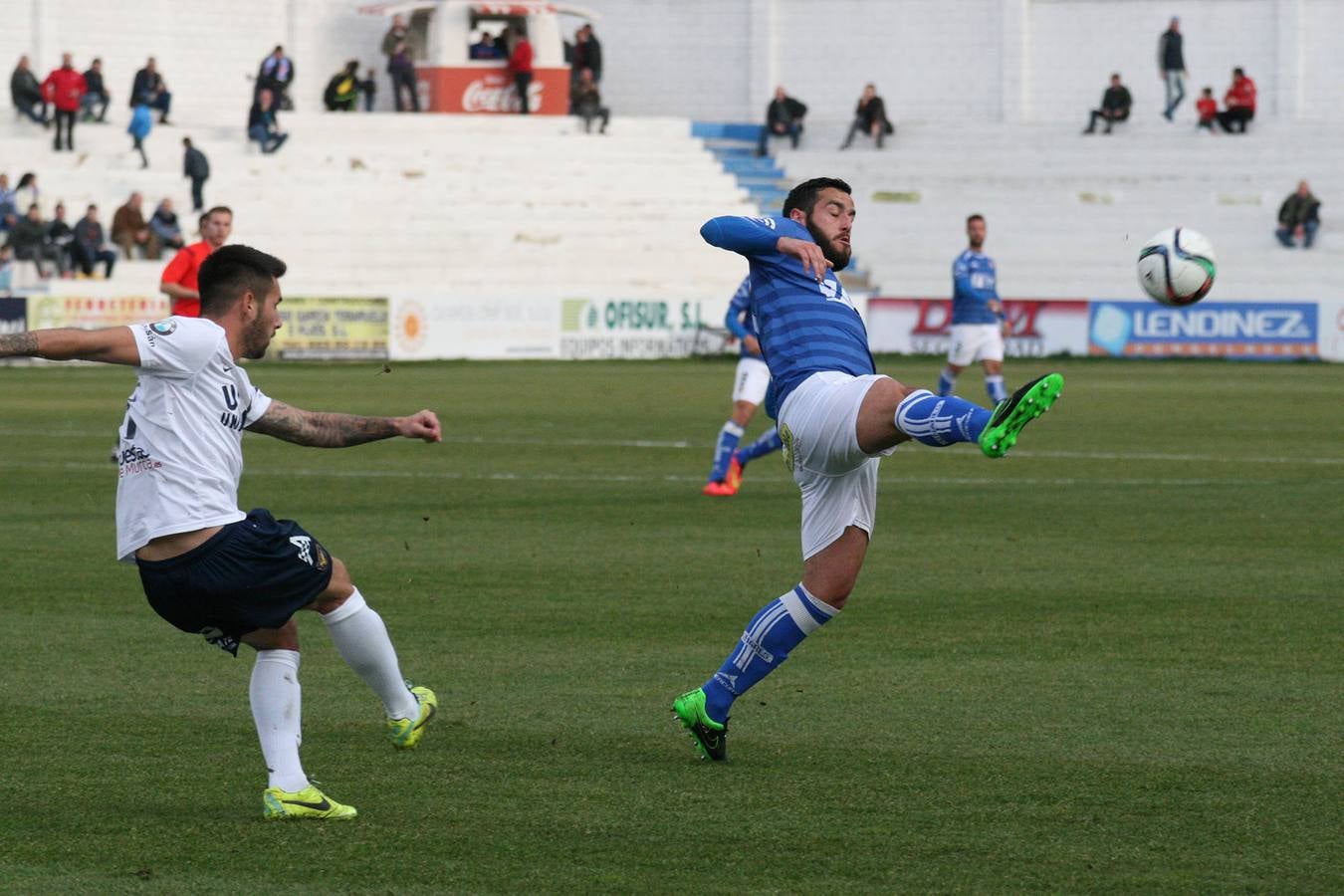 El UCAM, al acecho del líder (0-3)