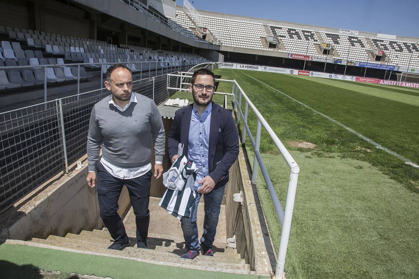 30 DE ABRIL. El periodista murciano Paco Belmonte, de 38 años y ex director deportivo de Atlético Ciudad, Sangonera y Leganés, lidera el nuevo proyecto del FC Cartagena.