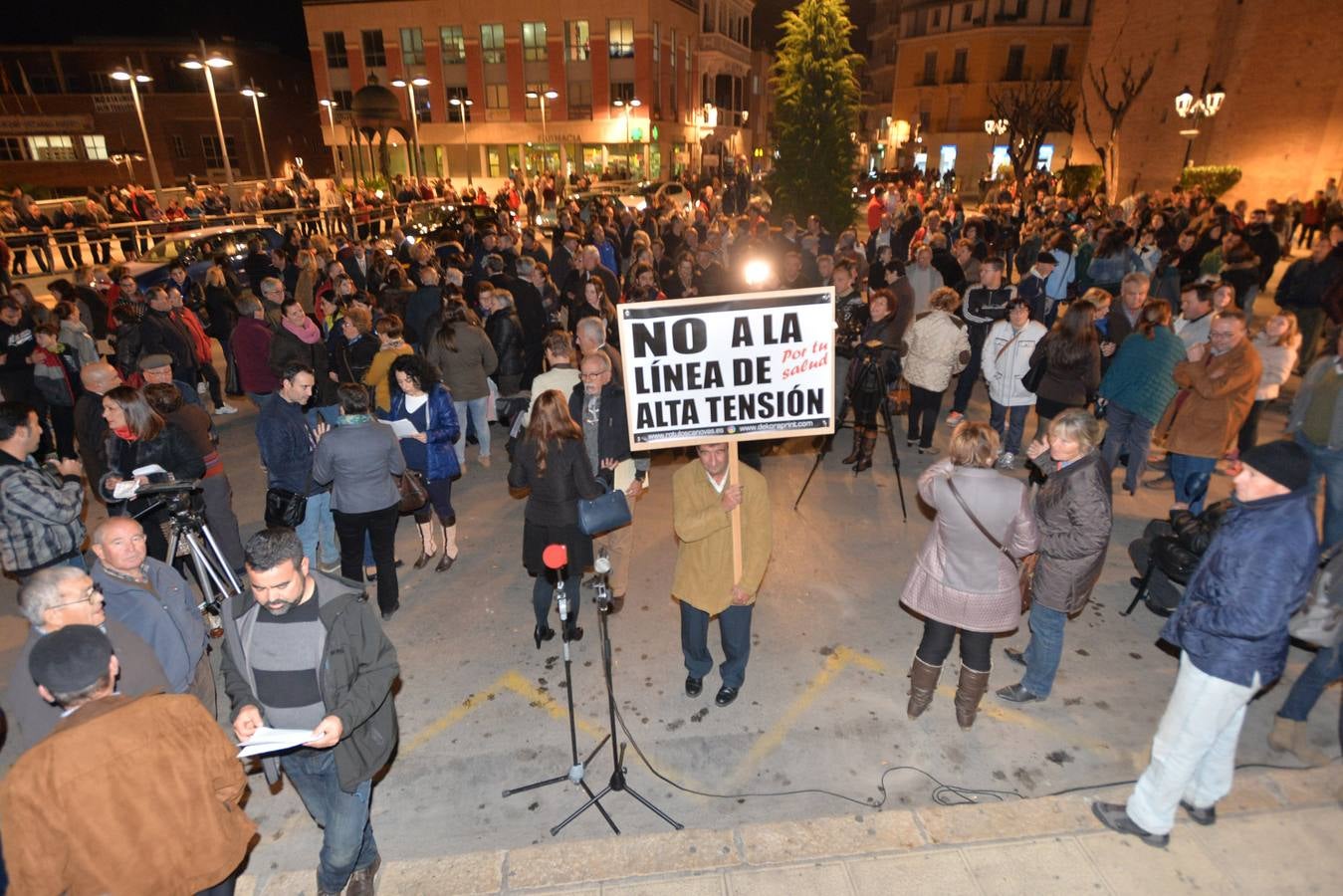 Totana contra la línea de alta tensión