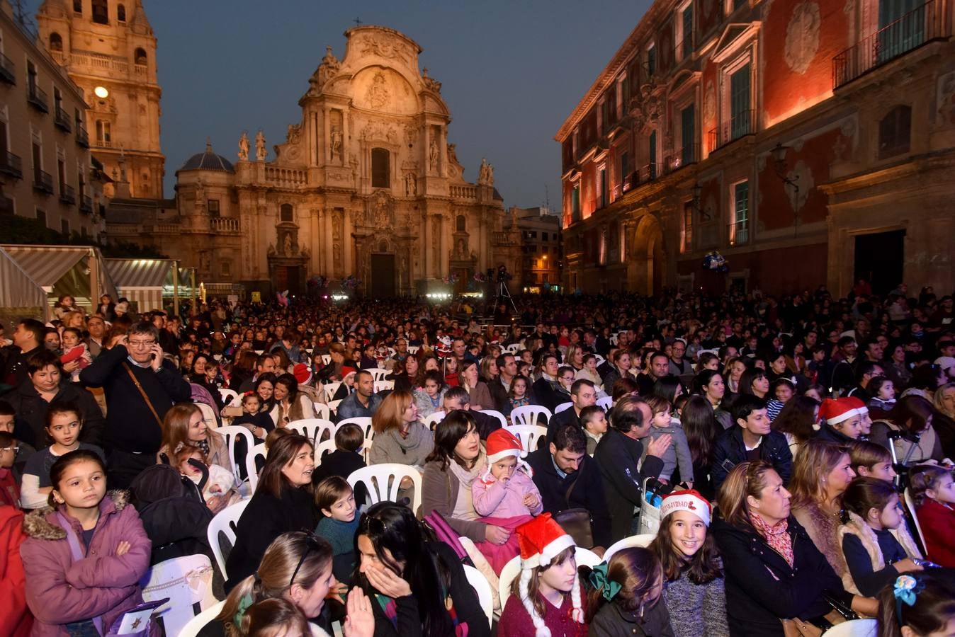 Murcia recibe a Papá Noel