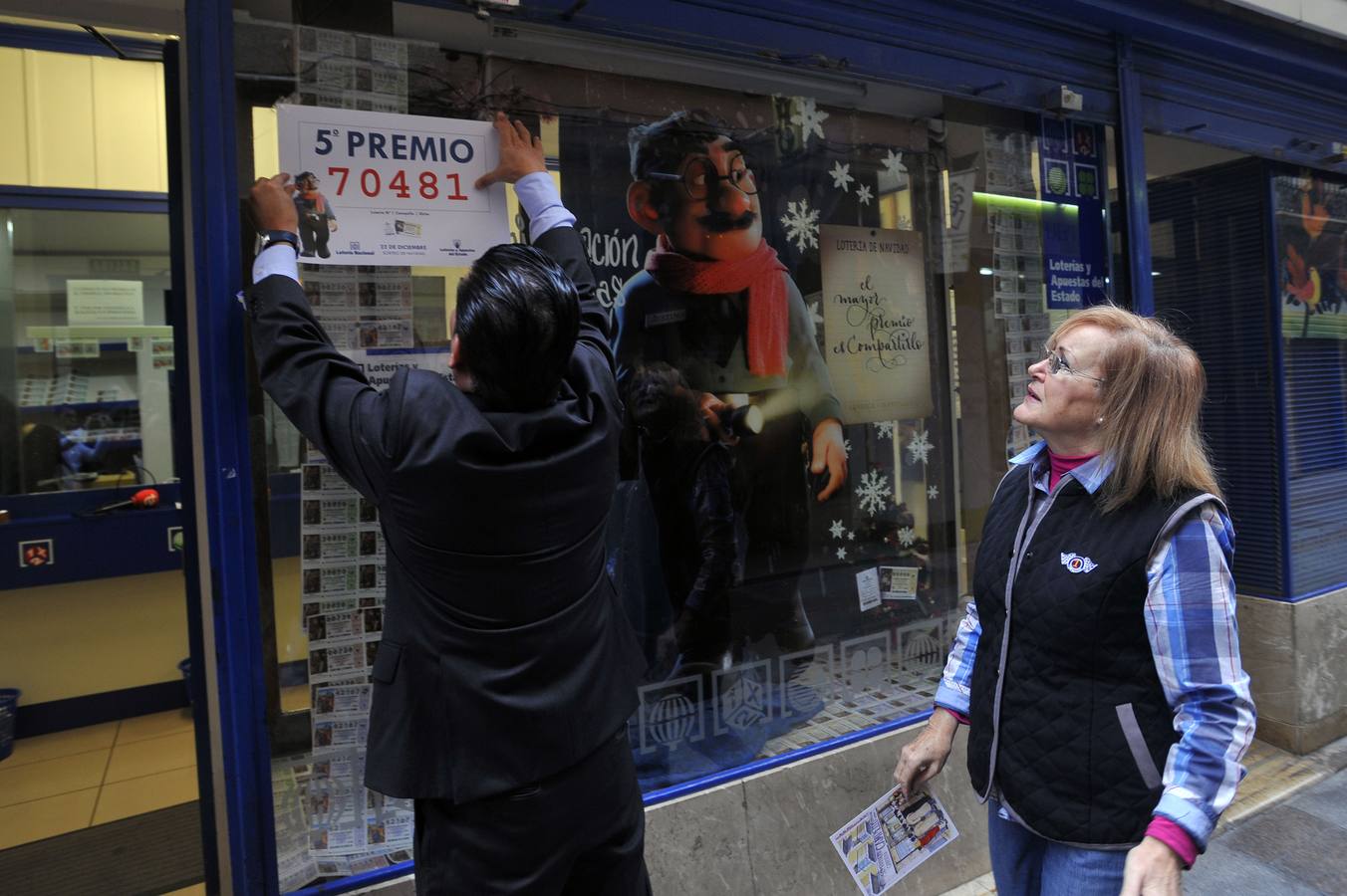 70481: Elche vende dos series de un quinto premio