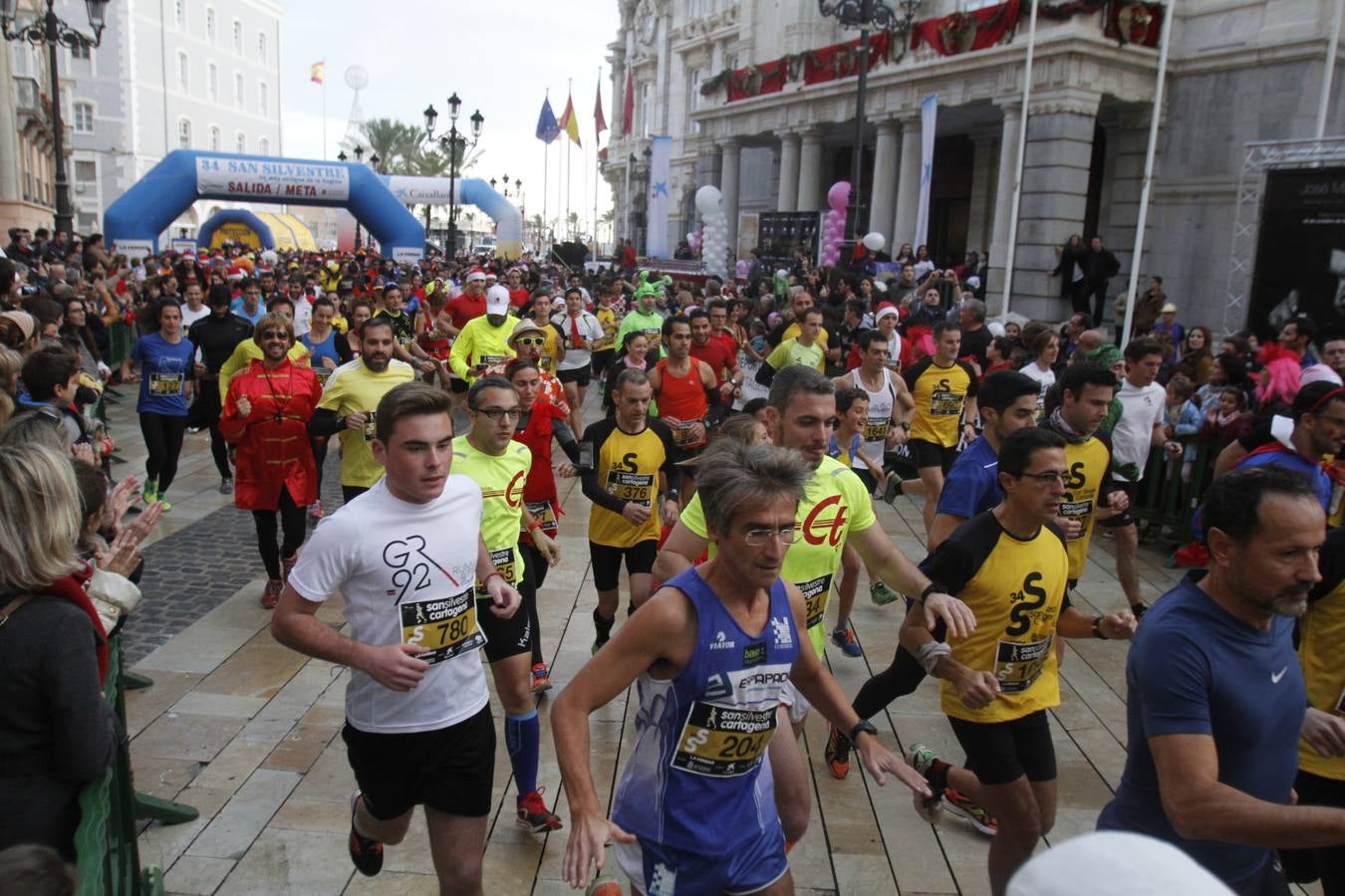 Primeros metros de la San Silvestre de Cartagena 2015