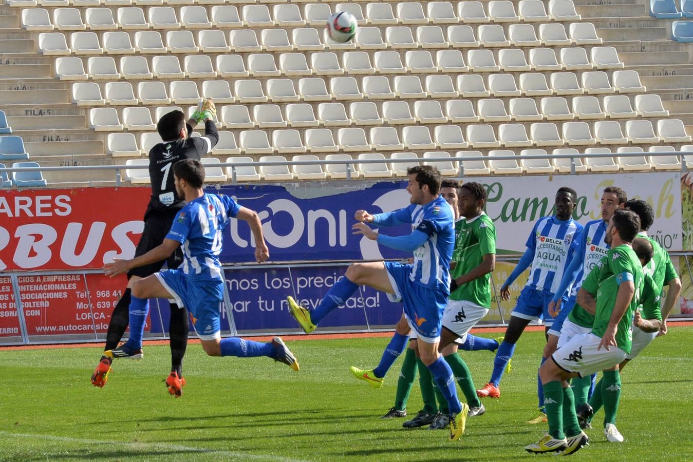 Batacazo de La Hoya ante el Villanovense (0-5)