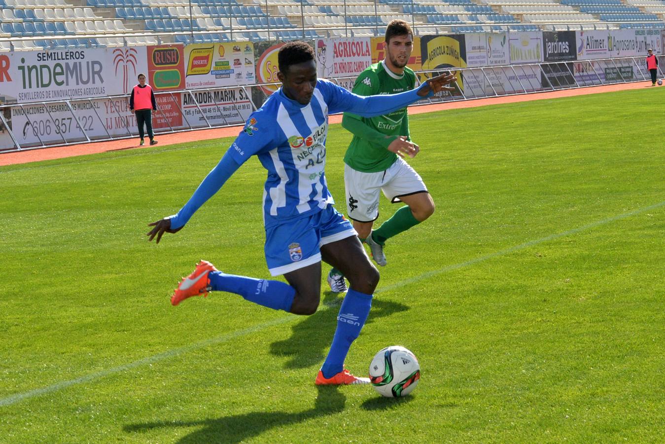 Batacazo de La Hoya ante el Villanovense (0-5)