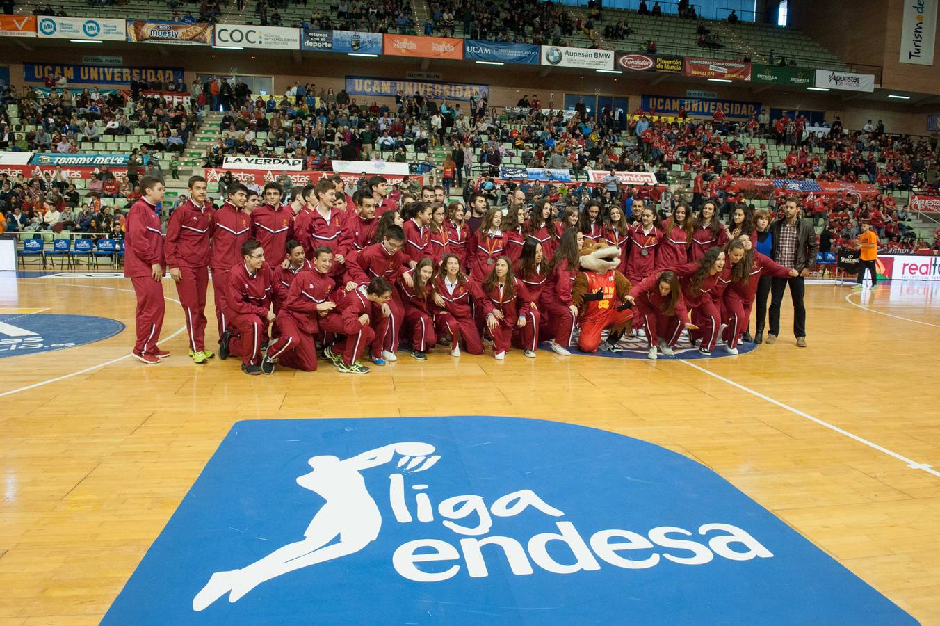 La grada del UCAM Murcia - Montakit