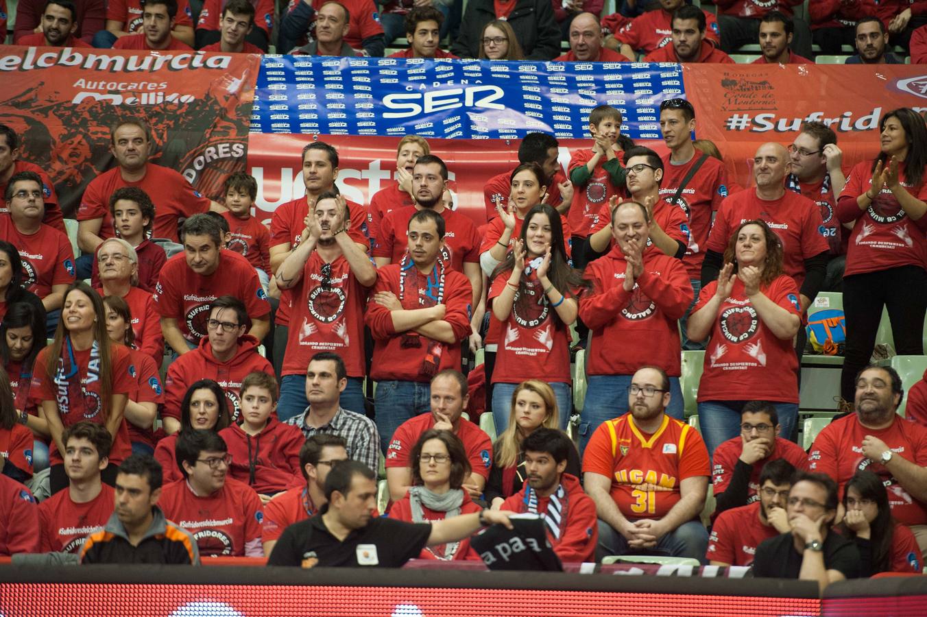 La grada del UCAM Murcia - Montakit