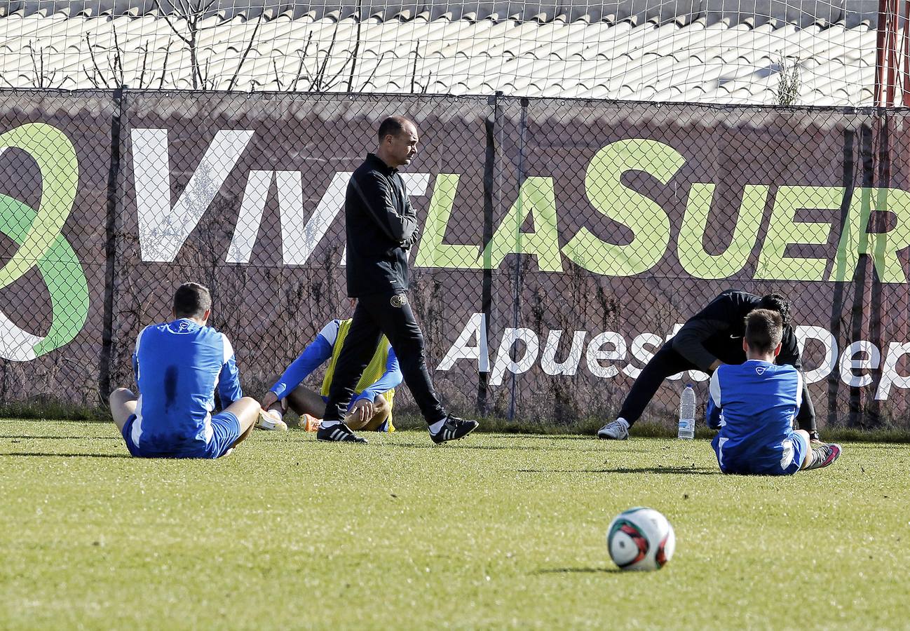 Presentación del nuevo entrenador del Hércules, Vicente Mir