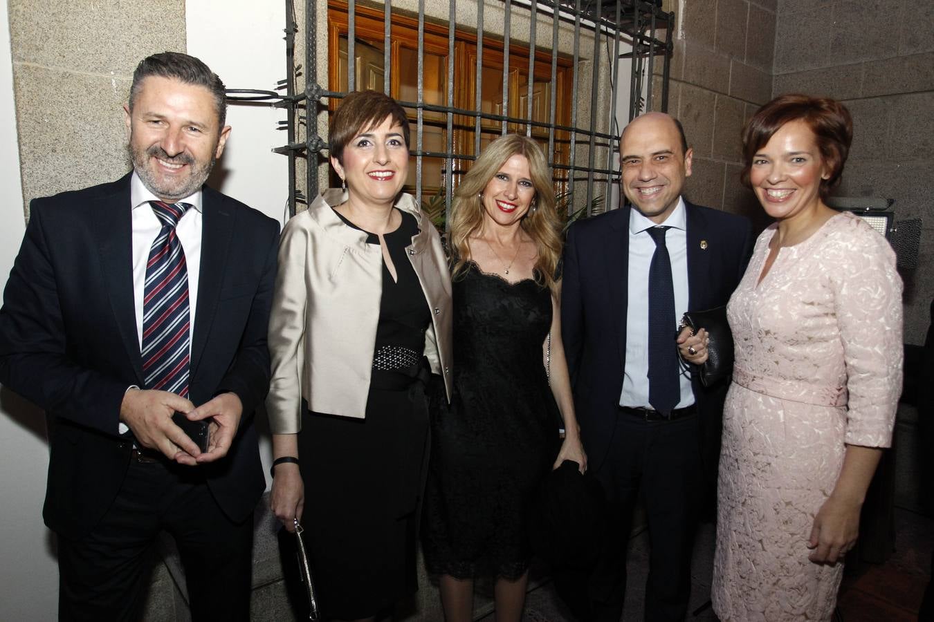 Cena de gala de las candidatas a Bellea del Foc