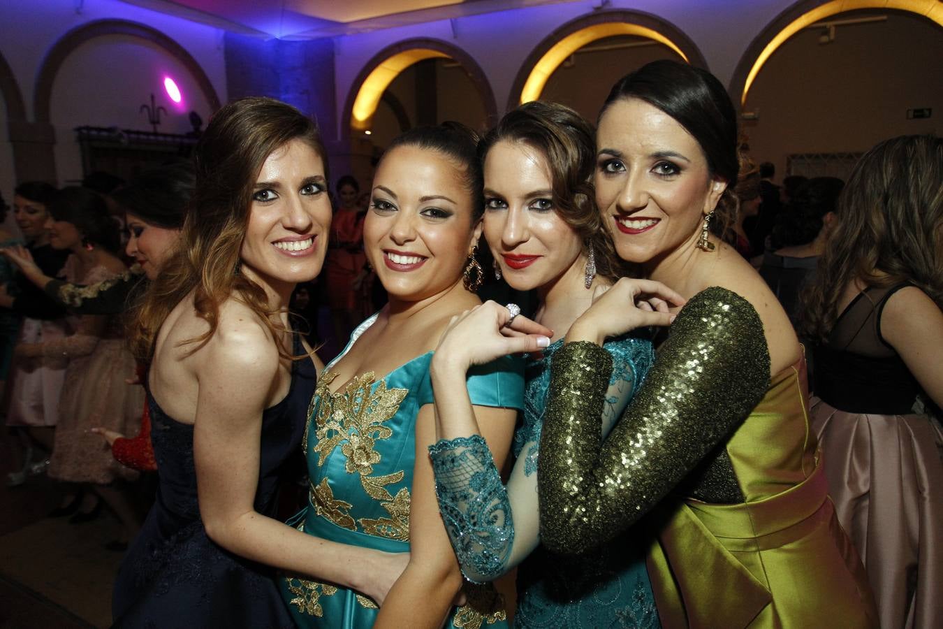 Cena de gala de las candidatas a Bellea del Foc