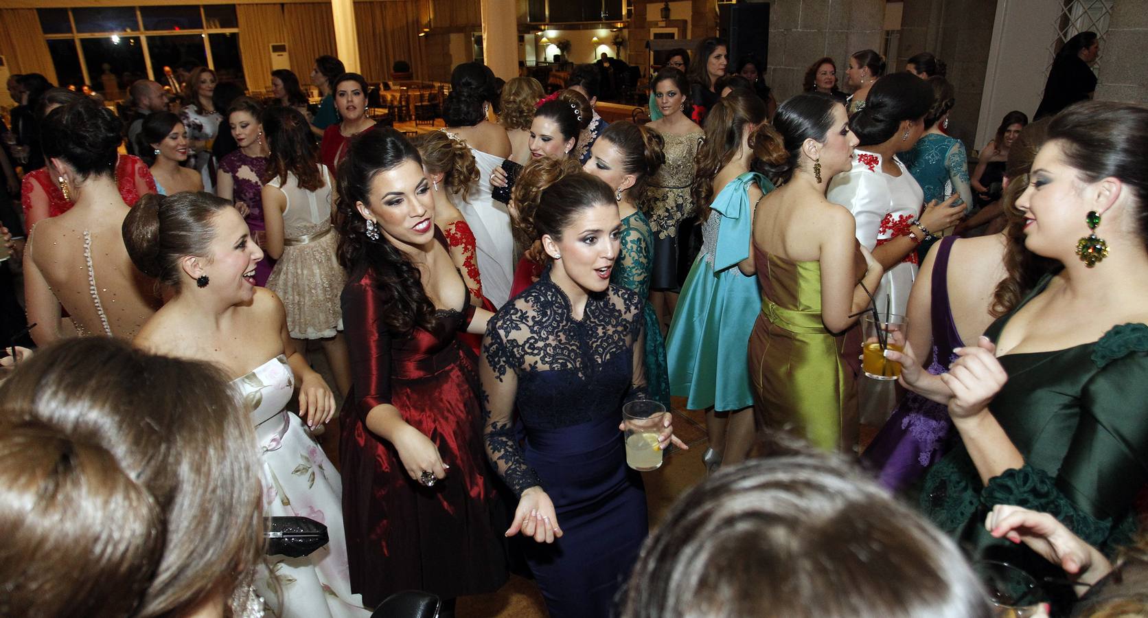 Cena de gala de las candidatas a Bellea del Foc