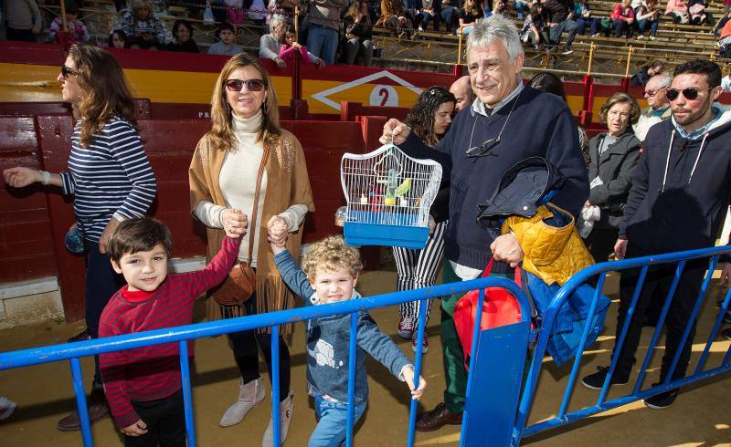Bendición de mascotas en la Plaza de Toros de Alicante