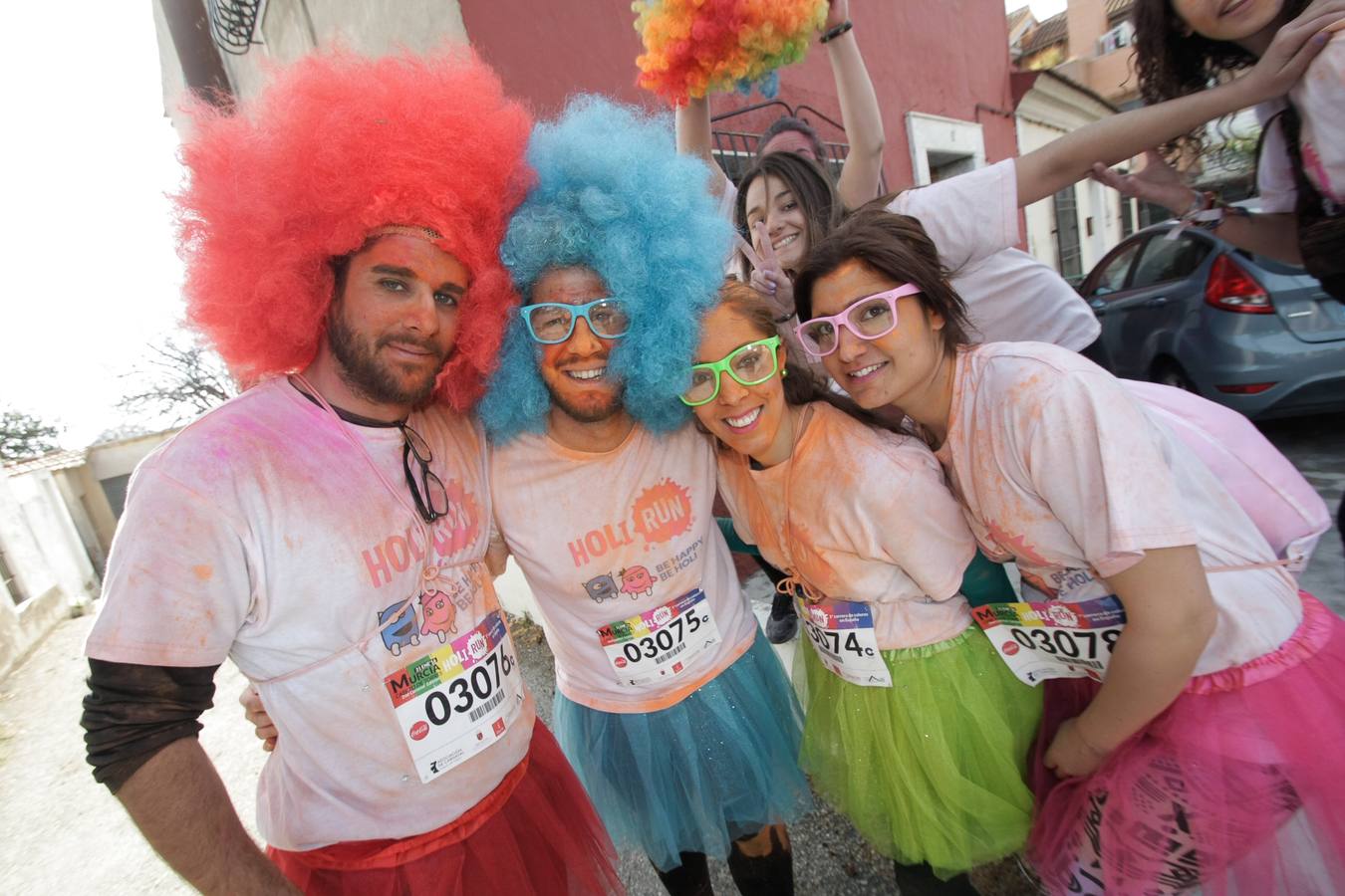 La &#039;Holi Run&#039; llena las calles de color