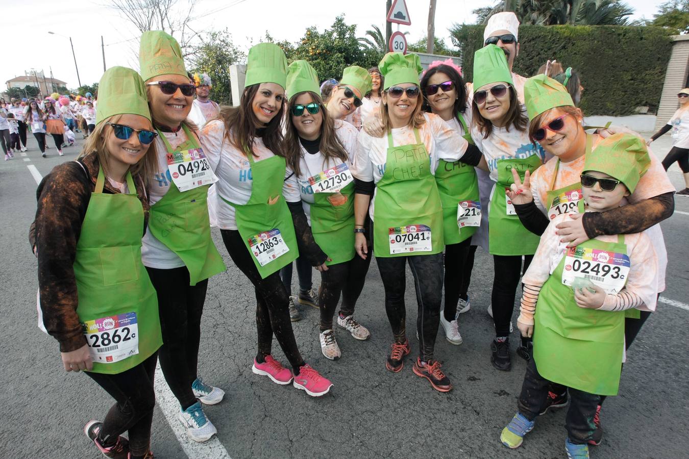 La &#039;Holi Run&#039; llena las calles de color