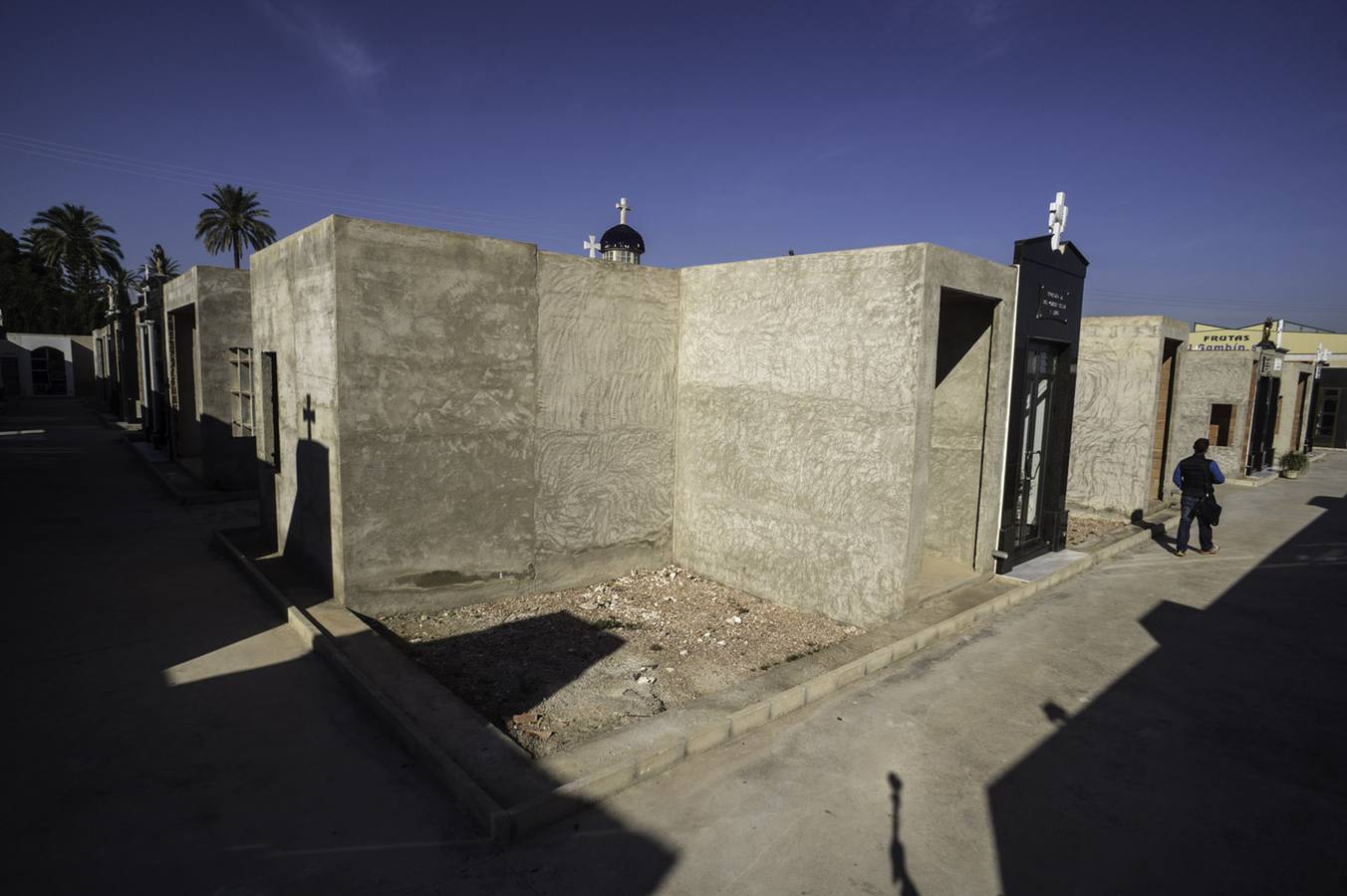 El tripartito expropiará aquellas parcelas del cementerio que no se obren este año