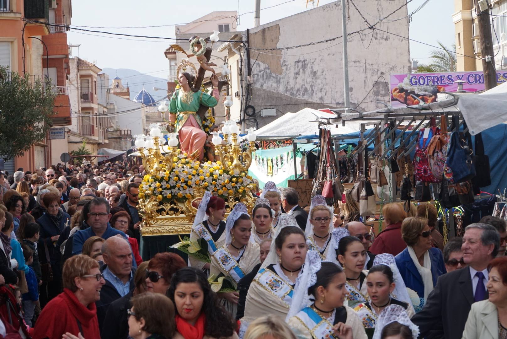 Peregrinación dulce y huertana en Catral