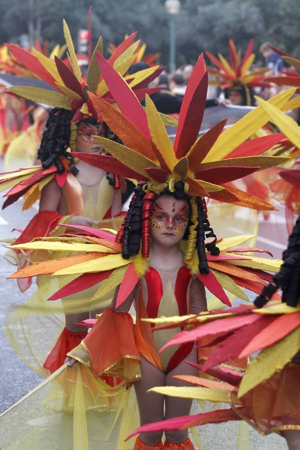 El Carnaval gana al frío de calle en Cartagena