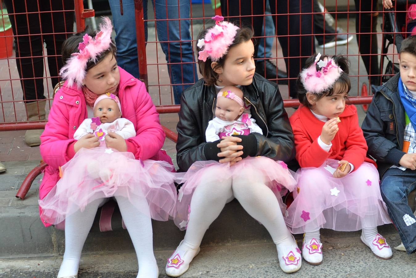 Belleza y plumas contra el viento