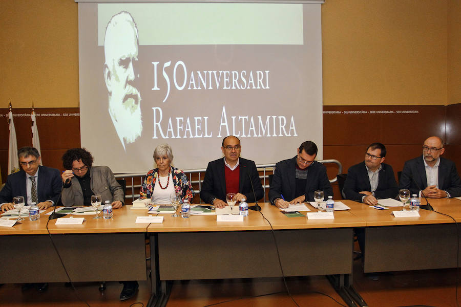 Inauguración del 150 aniversario de Rafael Altamira