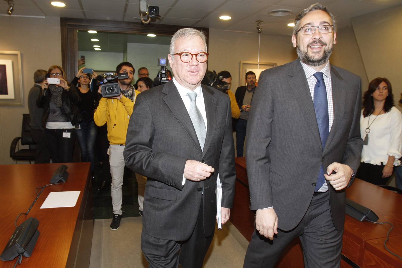 Garre rebate a Valcárcel y se alía con la oposición