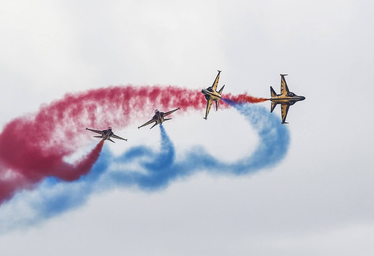 Acrobacias en el cielo