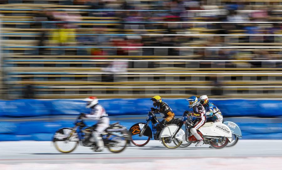 Hielo y motos a toda velocidad