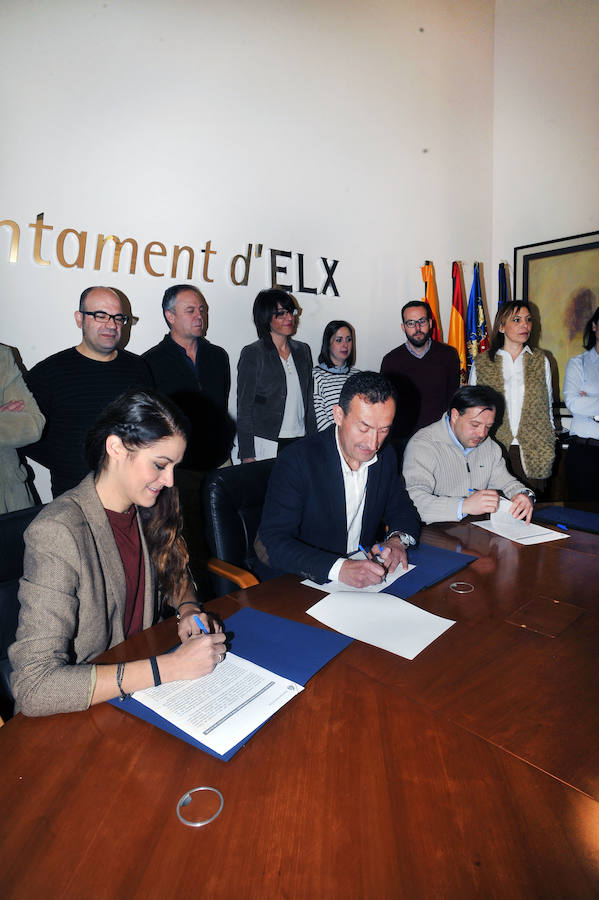 El Ayuntamiento de Elche firma su nuevo pacto de gobierno