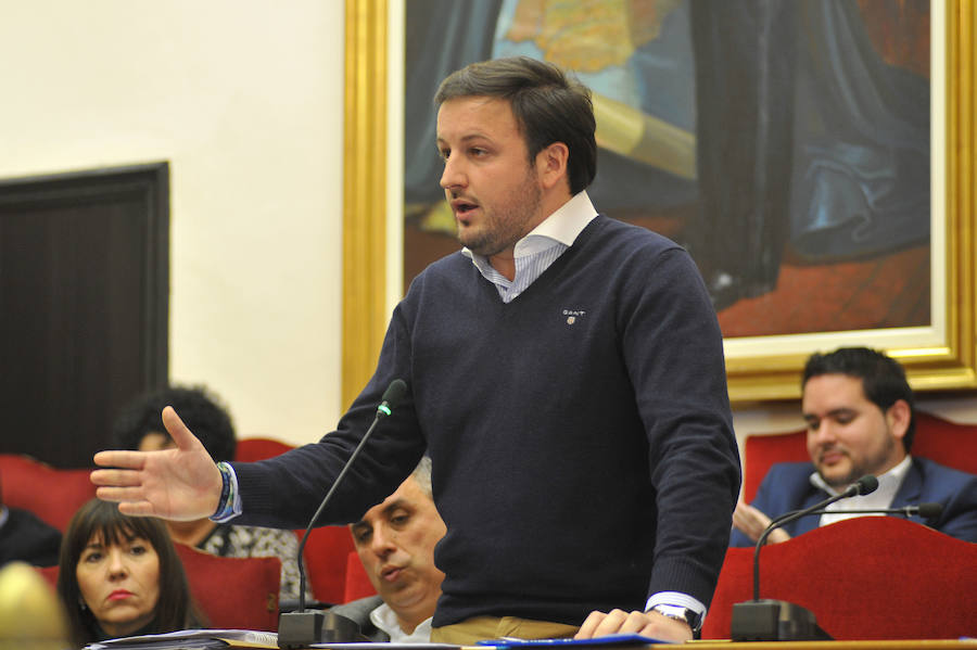 Pleno en el Ayuntamiento de Elche