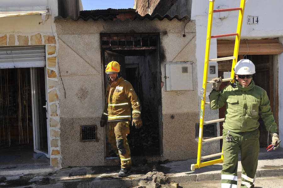 Incendio en un taller de calzado en Elche