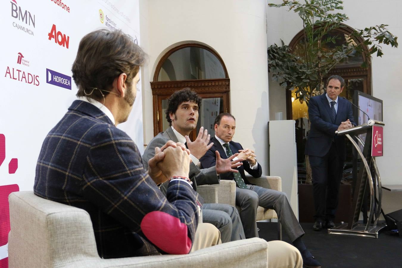 «Tenemos que quitarnos el velo de la vergüenza; ser torero no es delito»