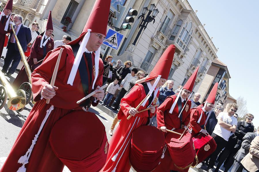Bocinas, tambores y heraldos anuncian la Semana Santa en Murcia