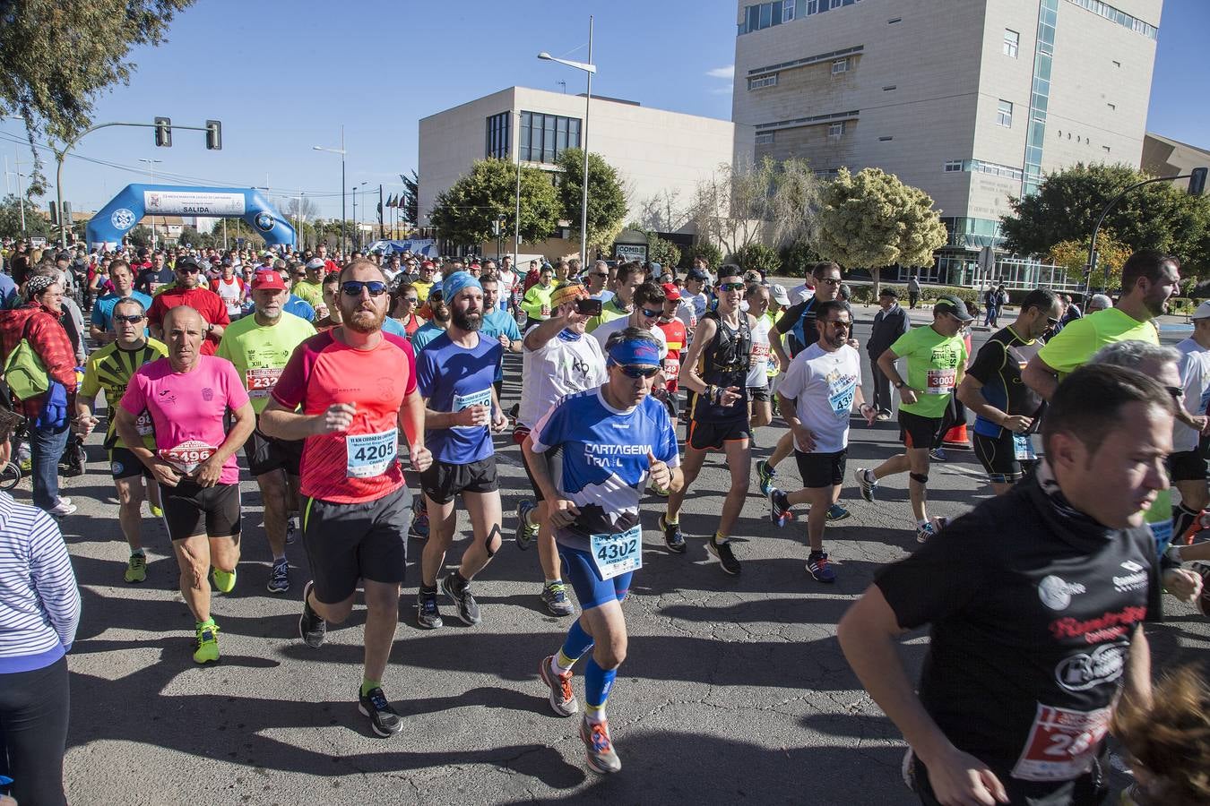 Alberto González se impone en la Media Maratón de Cartagena