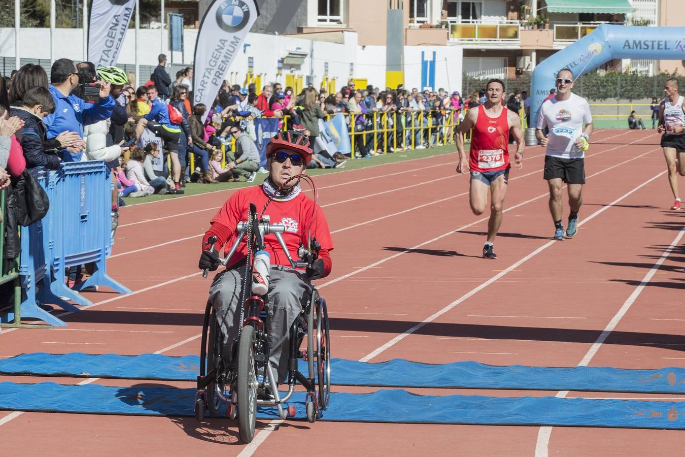 Alberto González se impone en la Media Maratón de Cartagena