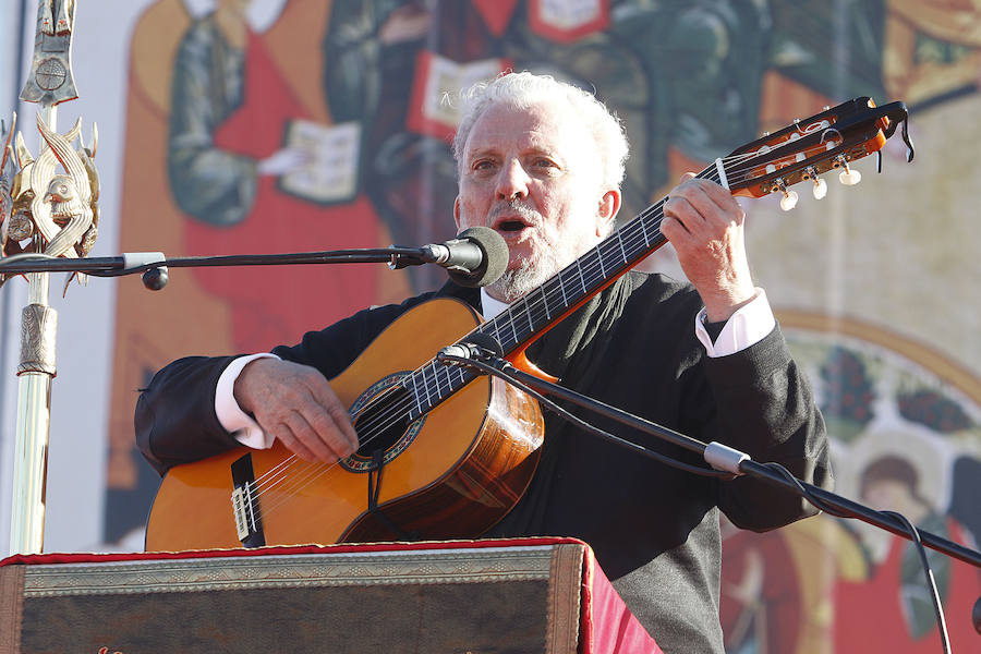 Kiko Argüello congrega a miles de personas en la UCAM