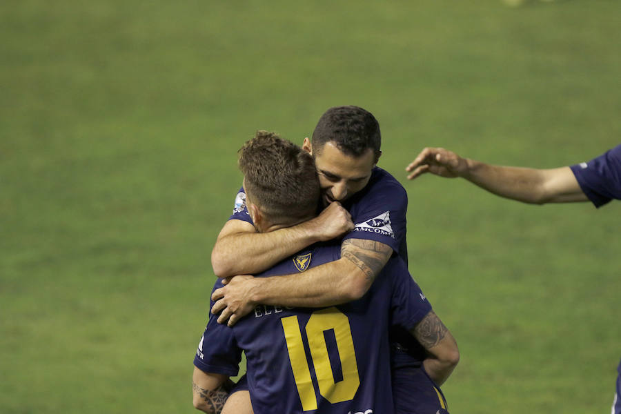 El UCAM duerme a un punto del líder (2-1)