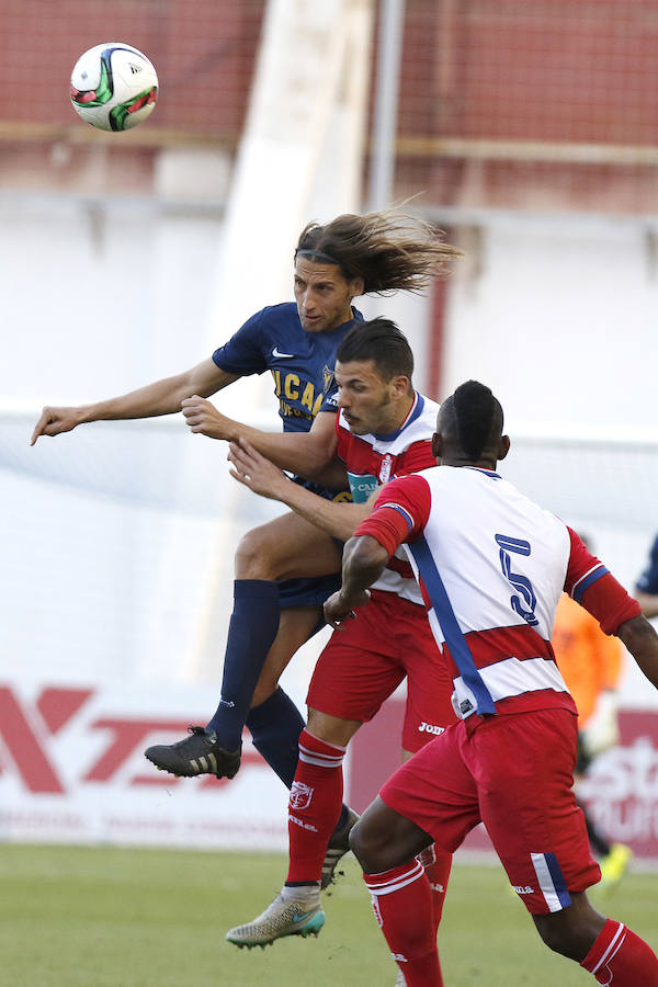 El UCAM duerme a un punto del líder (2-1)