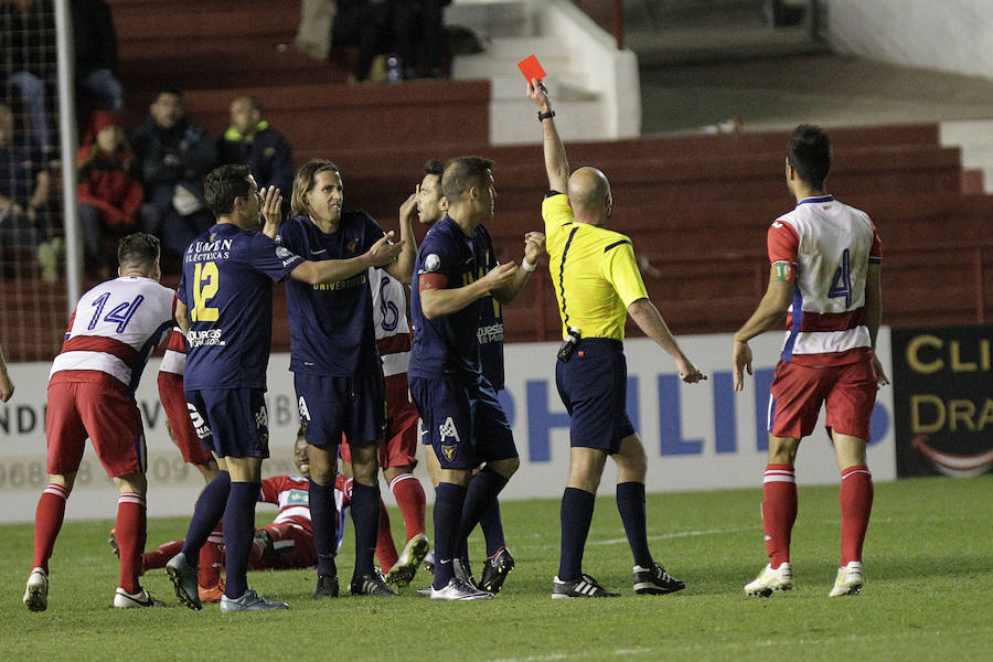 El UCAM duerme a un punto del líder (2-1)