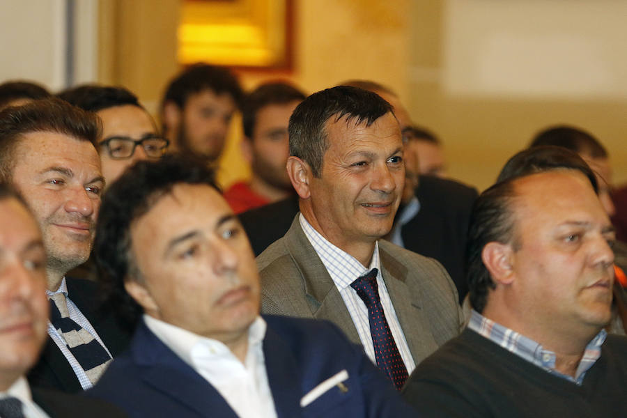 Juan de Ibarra, profesor honorífico de periodismo deportivo en la UCAM