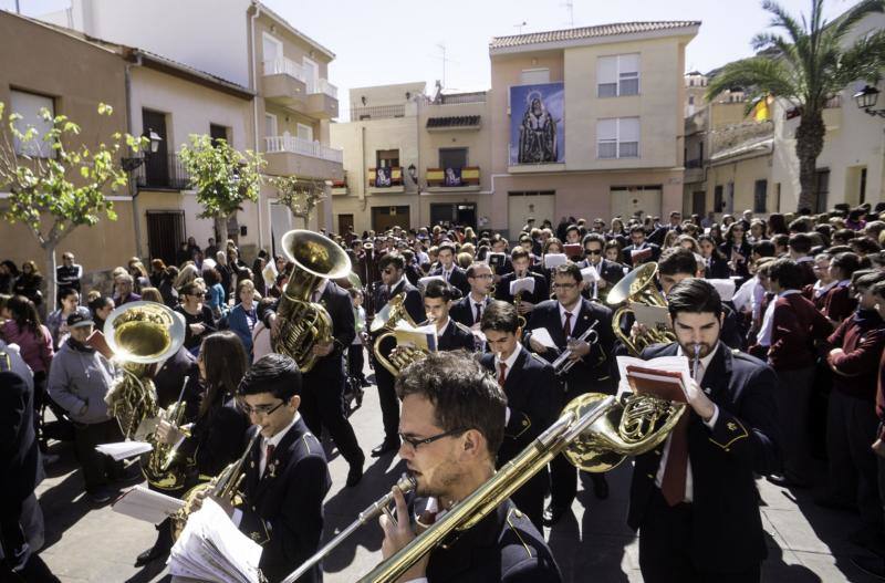 La bajada de la Virgen de los Dolores a San Martín anticipa los actos de la Semana Santa de Callosa
