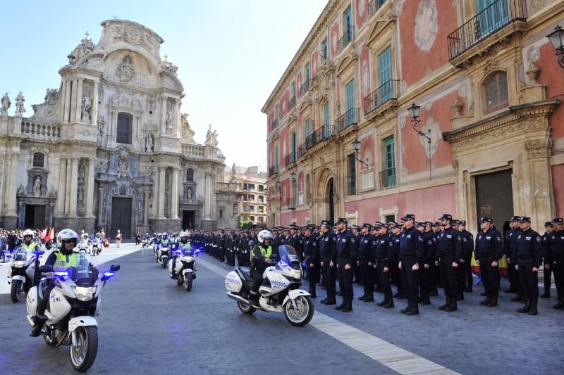 Honores para la Policía Local de Murcia