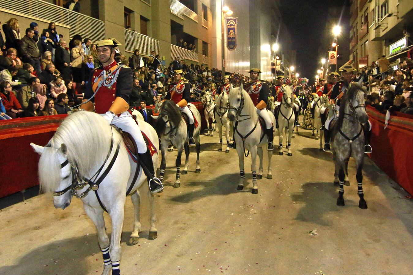Delirio azul en Lorca el Viernes de Dolores
