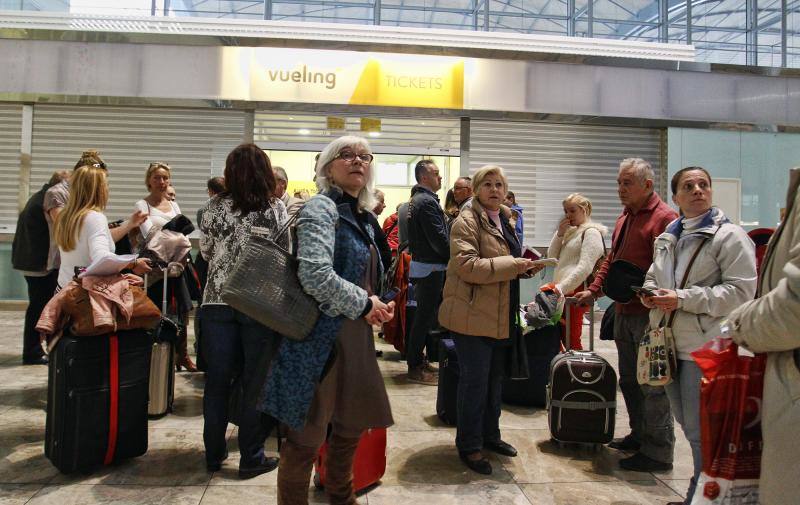 Cancelaciones en El Altet por los atentados en Bruselas