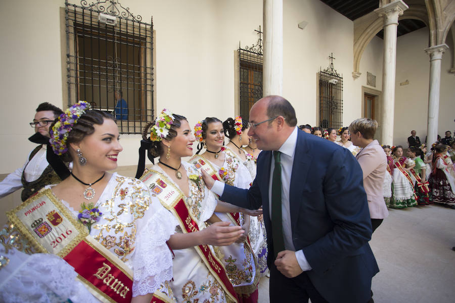 Recepción en el Palacio de San Esteban a las Reinas de la Huerta