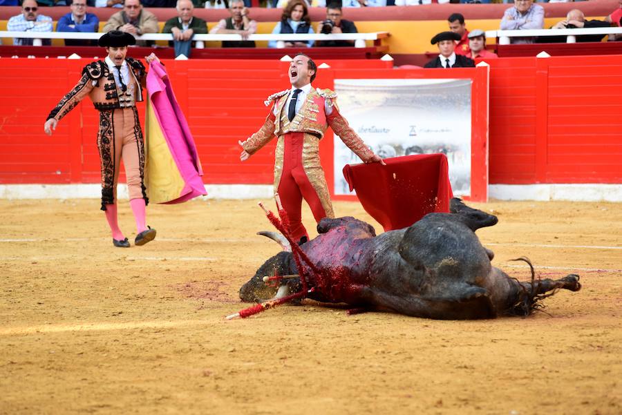 Puerta sufre una grave cornada de 25 centímetros en la pierna